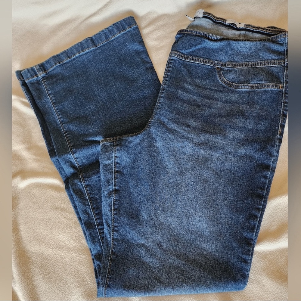 Sofia Pull On Jeans Flare Jeans